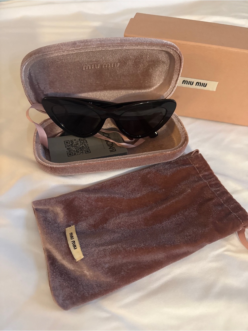 Miu Miu Black Cat-Eye Sunglasses with Blush Pink Velvet Case